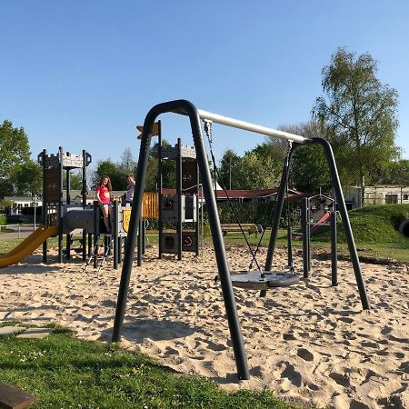 Travelzeeland vakantiehuizen Heinkenszand Buitenkant foto