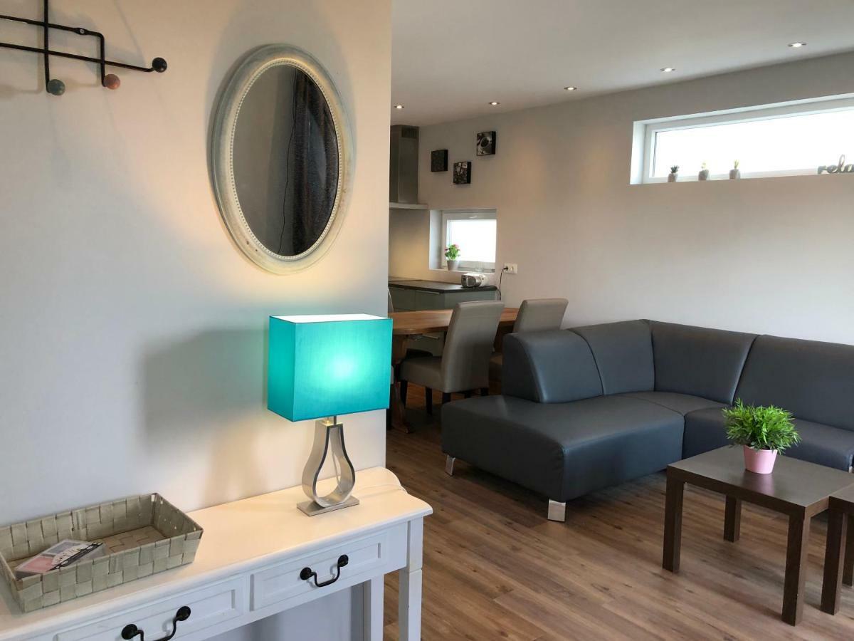 Travelzeeland vakantiehuizen Heinkenszand Buitenkant foto